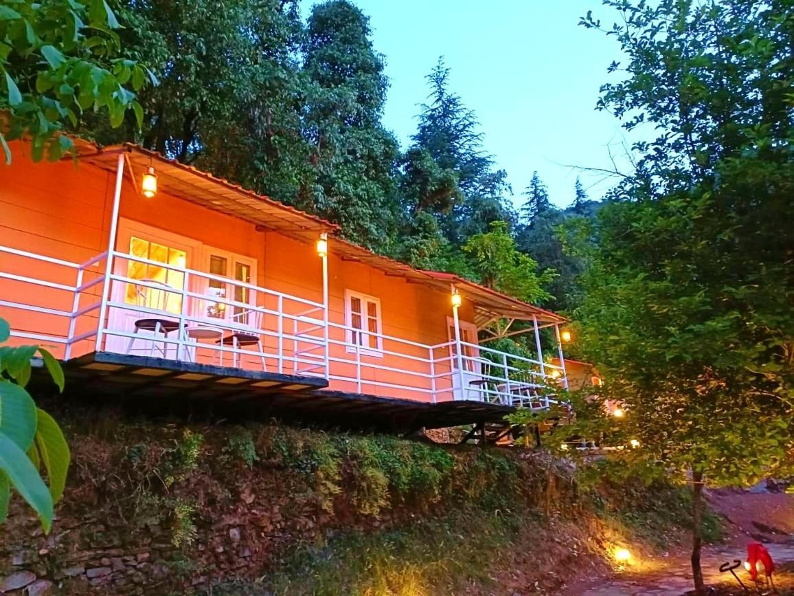 Aaroham Resort, Шімла Екстер'єр фото