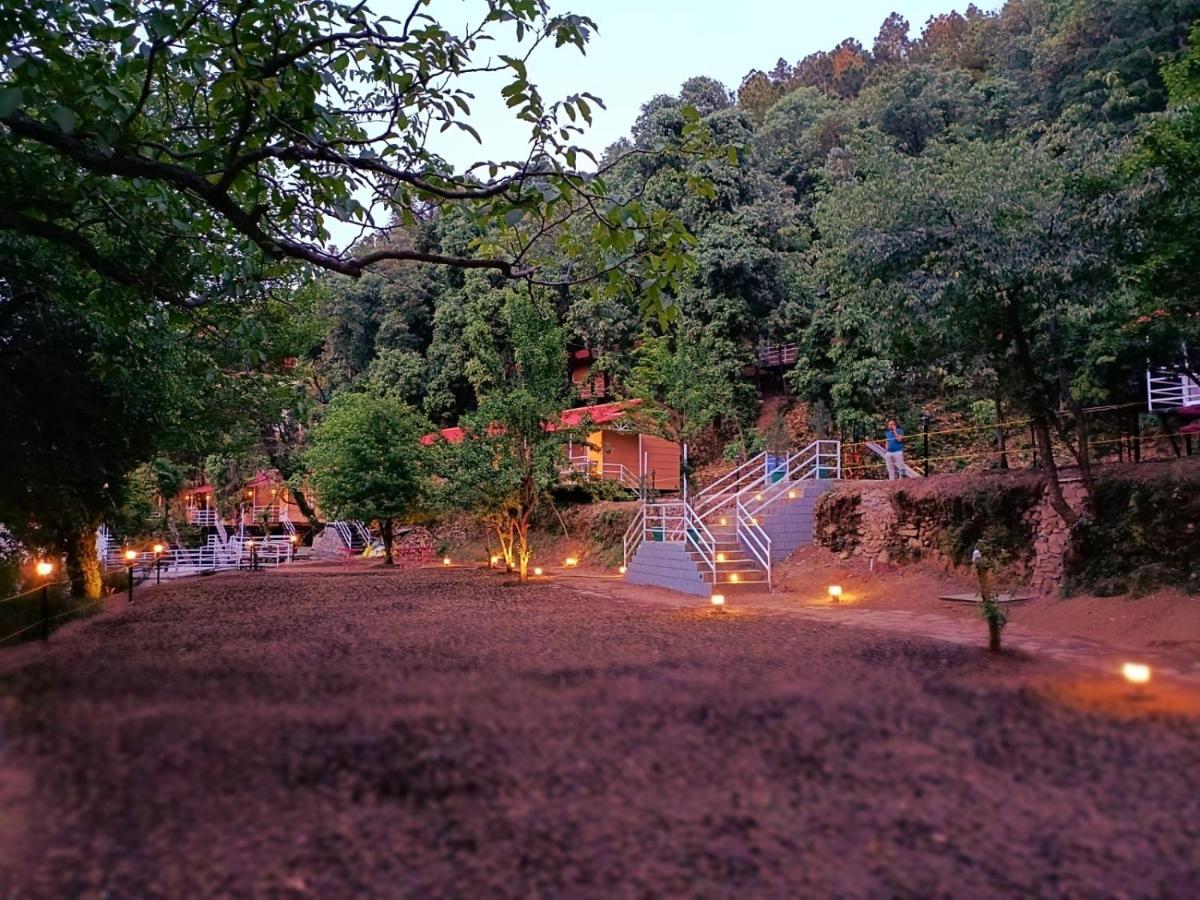 Aaroham Resort, Шімла Екстер'єр фото